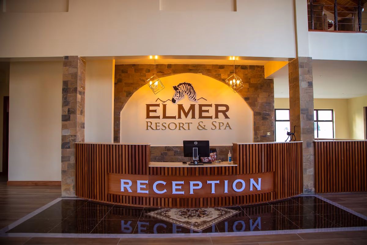 Elmer resort