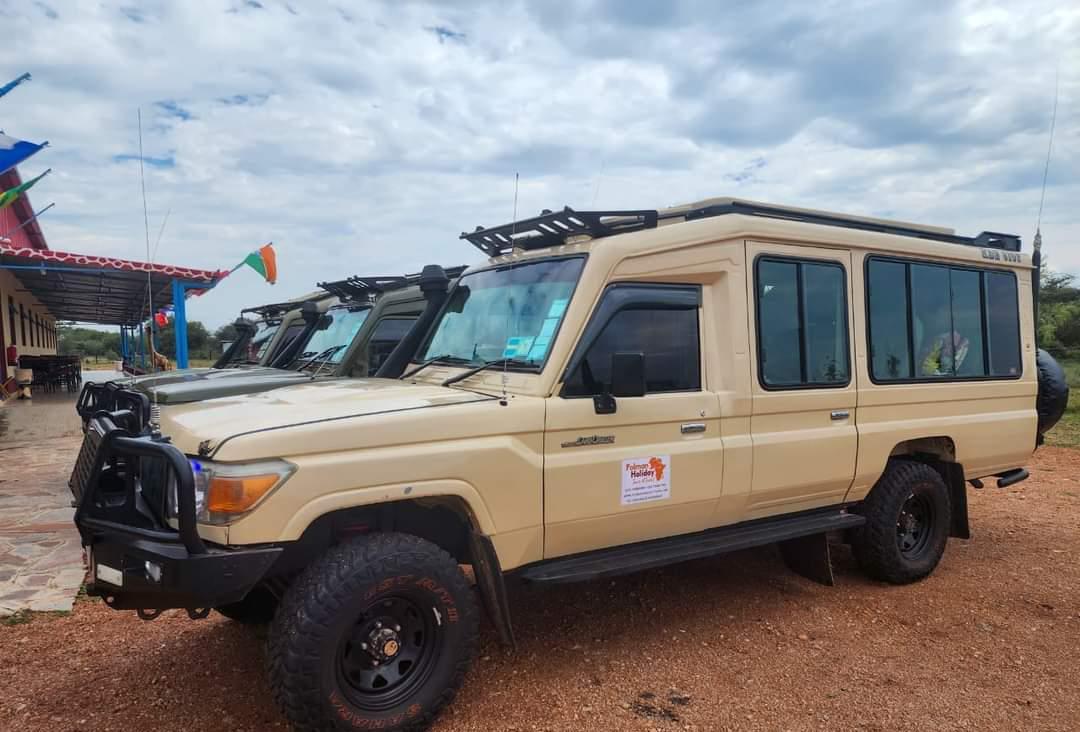 Polmans Holiday 4x4 Safari Land Cruiser Polmans Holiday Tours and Travel