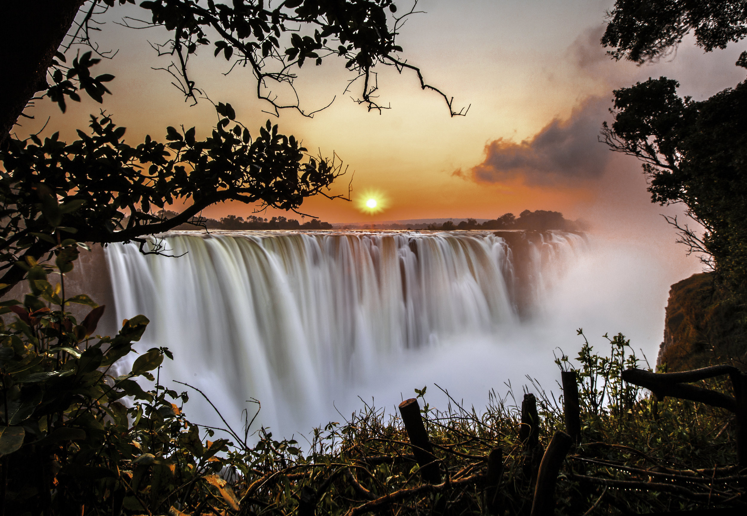 6 Days – Victoria Falls, Hwange & Chobe Safari (Mid-Range Classic)