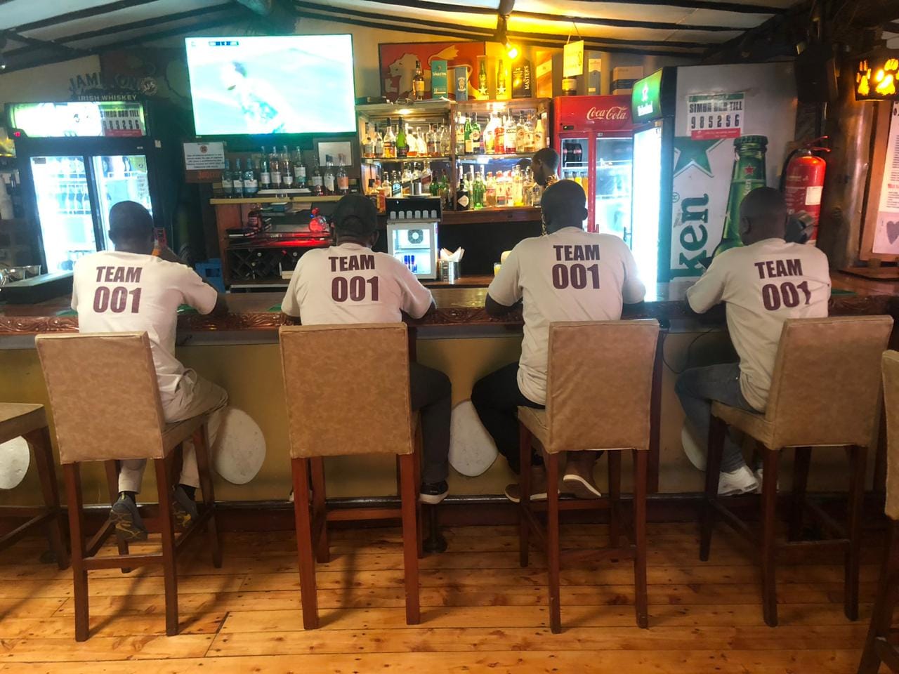 9 Days Kenya Safari & Diani Beach Vacation | Maasai Mara, Lake Naivasha & Nairobi Tour